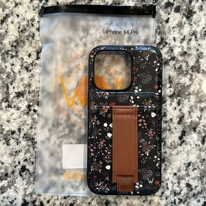 Walli iPhone 14 Pro magnetic case